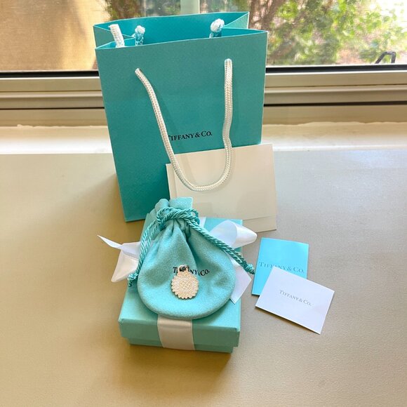 Tiffany & Co. Silver Sunflower Charm Pendant from Japan Go Women 2020 - Picture 2 of 10